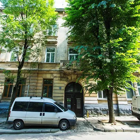 Best Place Near Lviv Polytechnic Exterior photo
